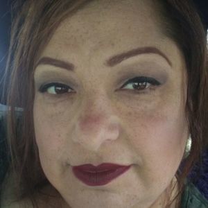 Meet your Posher, Dee